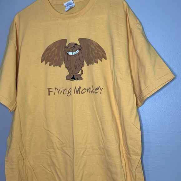 Vintage flying monkey men’s short sleeve shirt - Picture 2 of 8